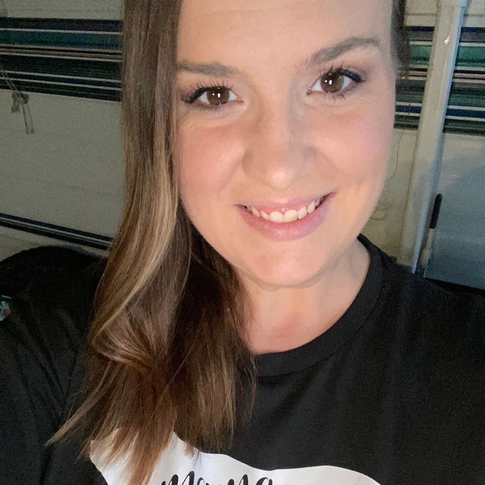Meet your Posher, Danielle